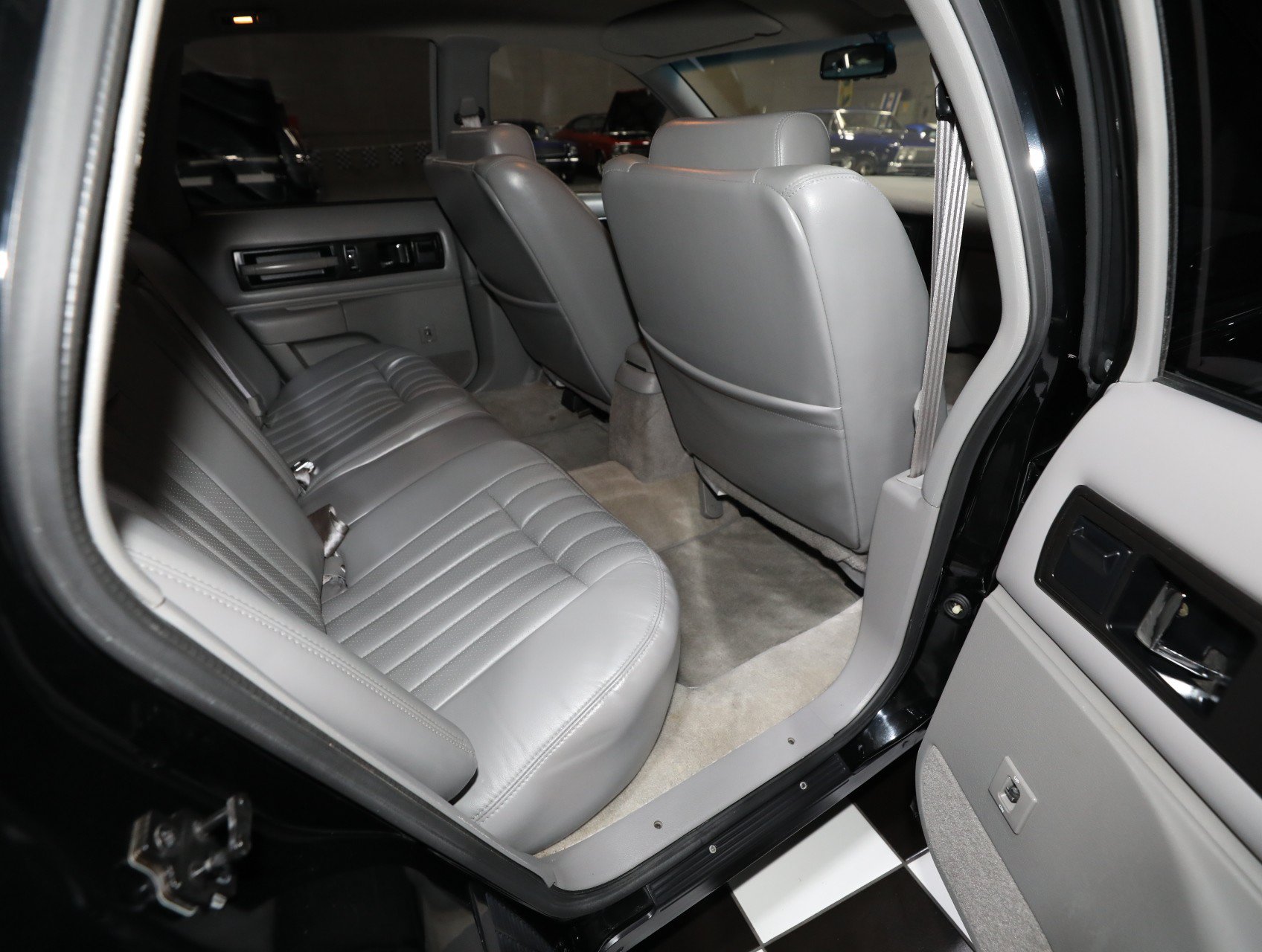 Used 1996 Chevrolet Impala SS RWD image 40