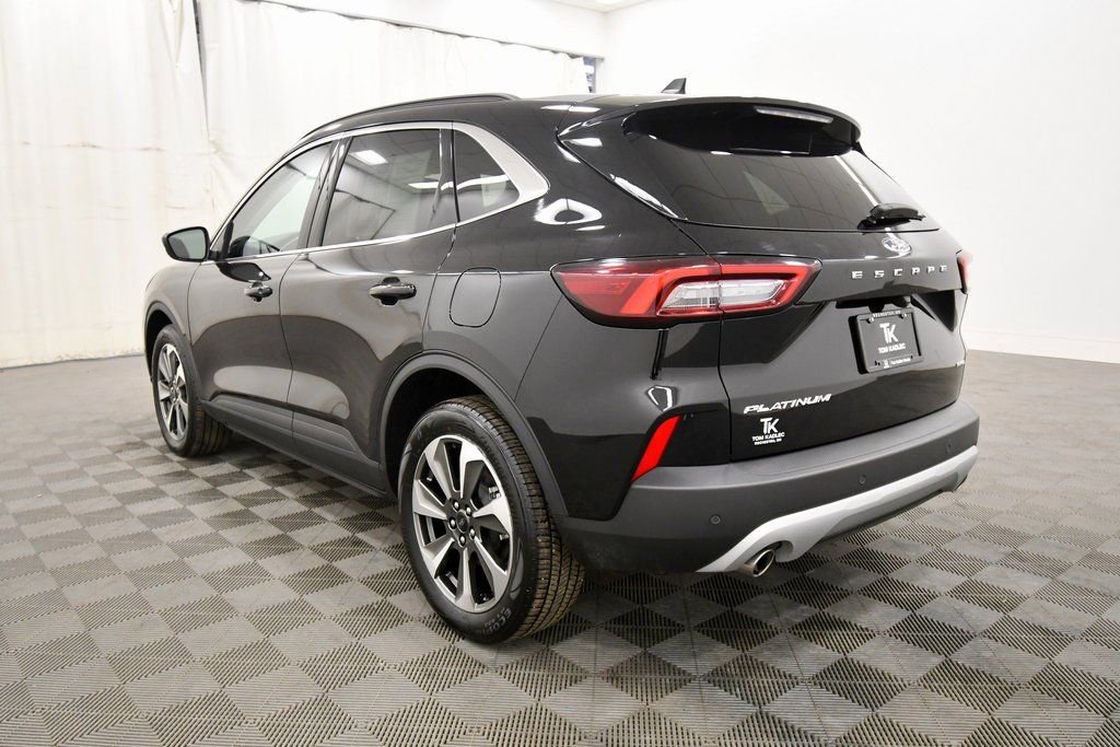 Used 2025 Ford Escape Platinum image 5