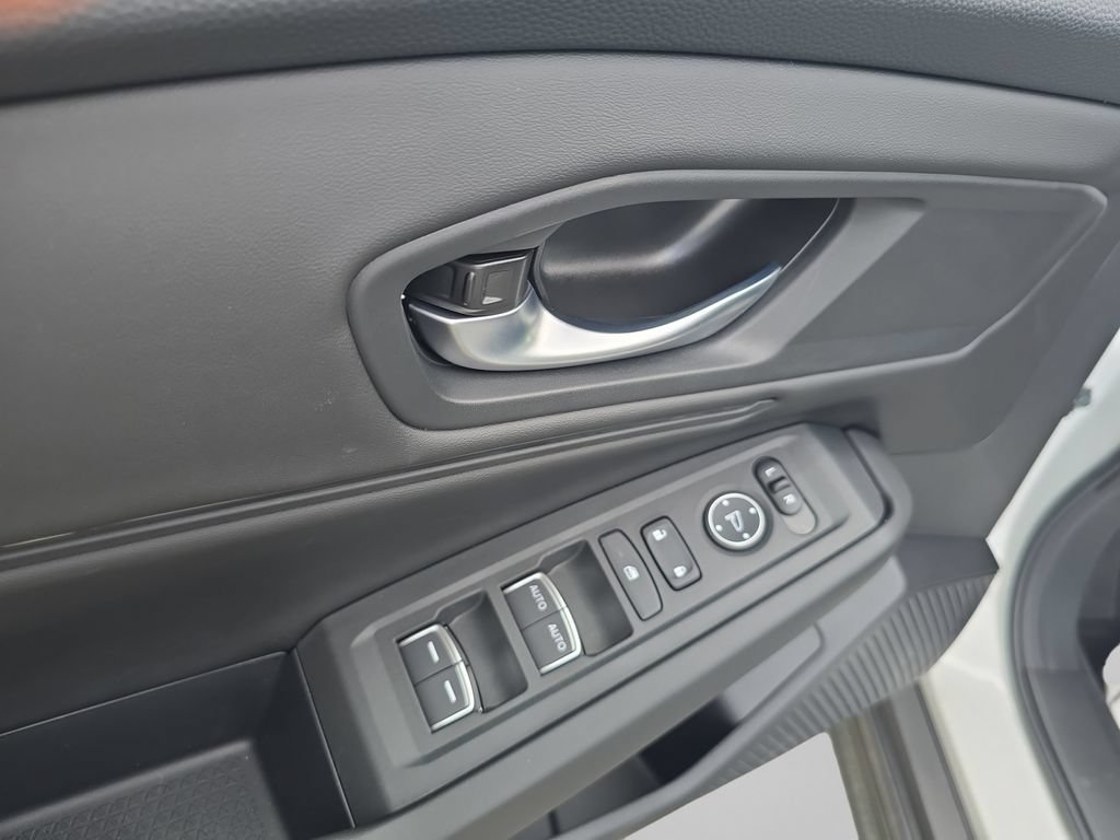 New 2026 Honda Accord SE image 11