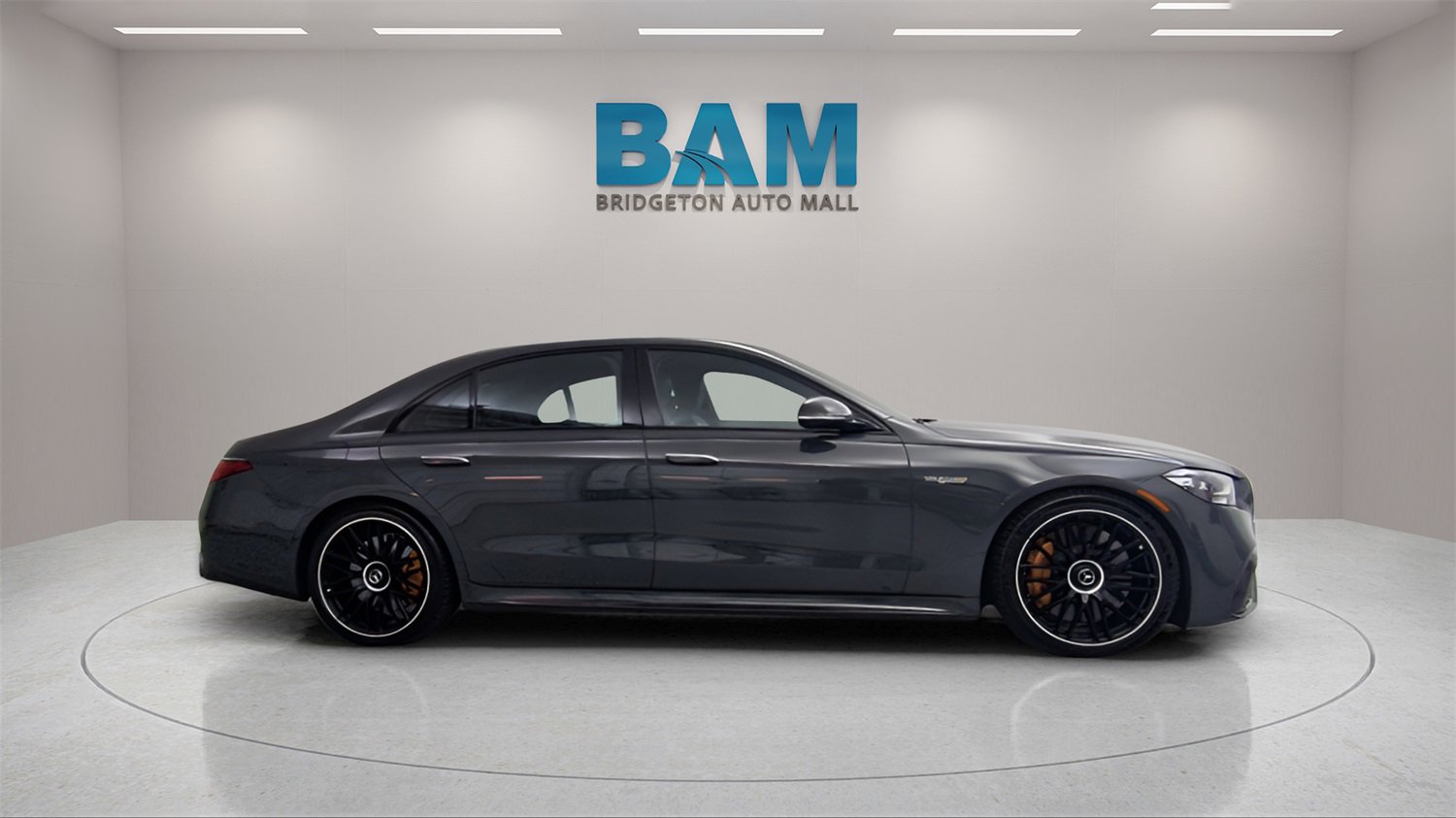 Used 2025 Mercedes-Benz S 63 AMG S image 8