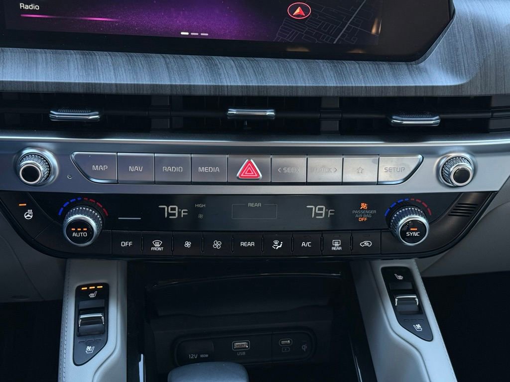 Certified 2023 Kia Telluride EX w/ EX Captain's Chair Package image 49