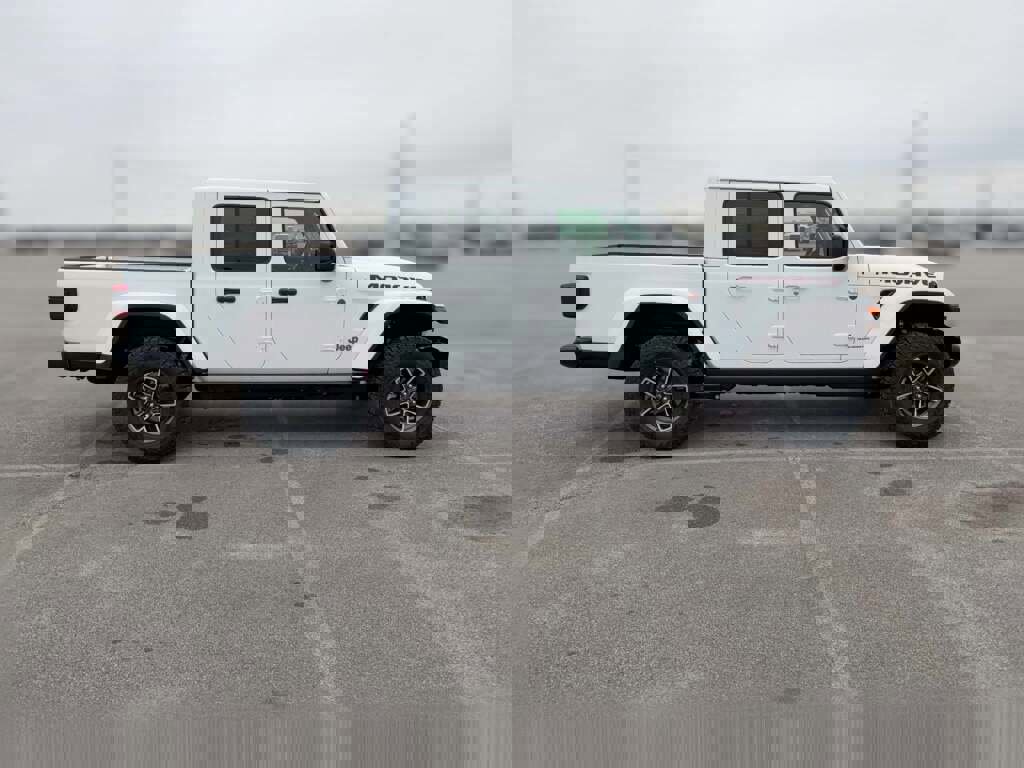 New 2026 Jeep Gladiator Mojave image 14