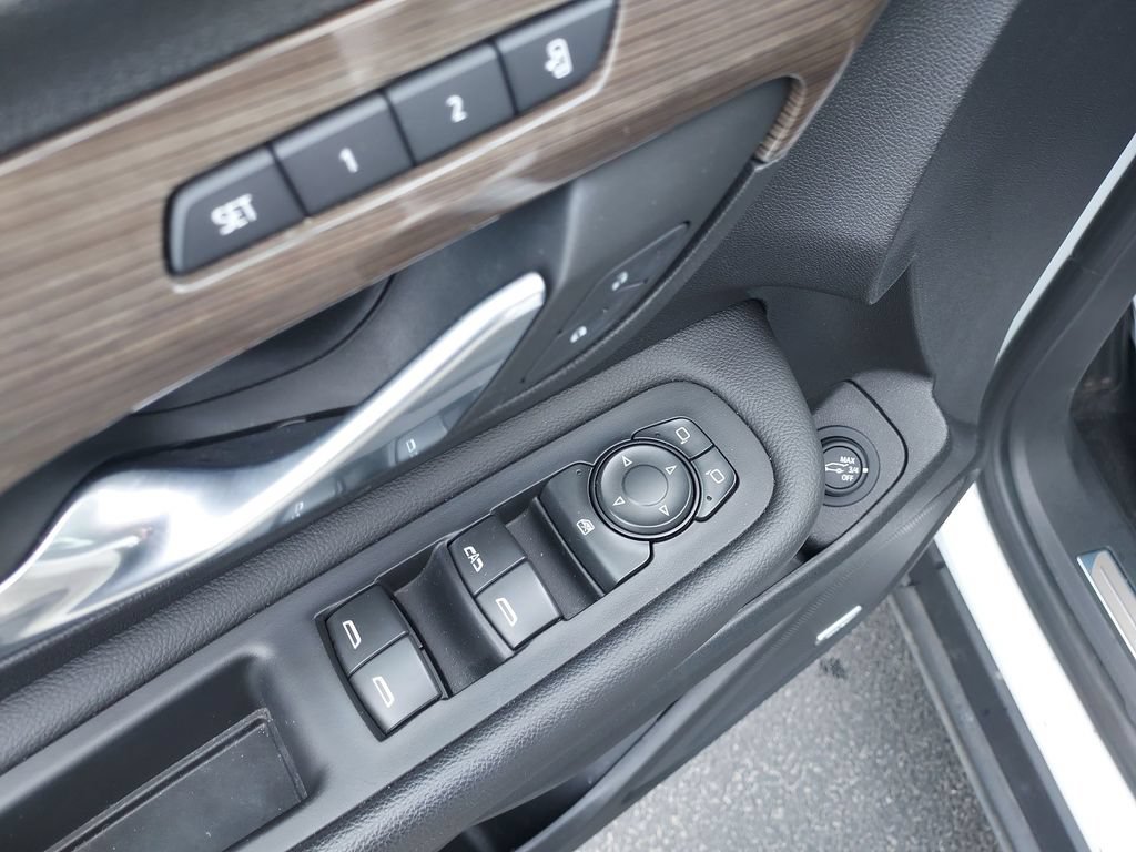Used 2022 GMC Terrain Denali AWD/4WD image 19