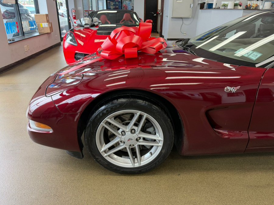 Used 2003 Chevrolet Corvette Convertible w/ Preferred Equipment Group1 RWD image 12