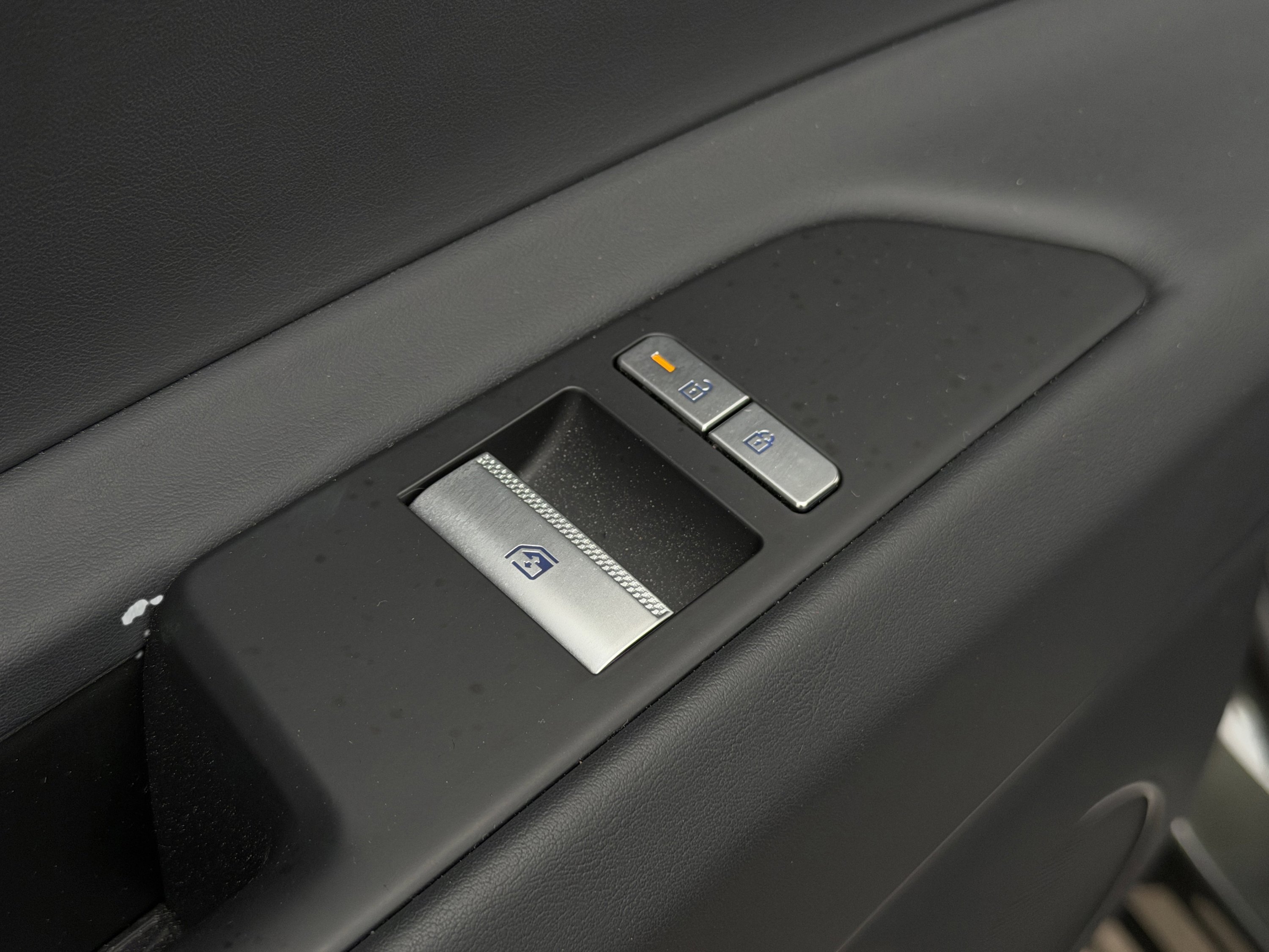 Used 2025 Genesis GV80 2.5T Standard image 34