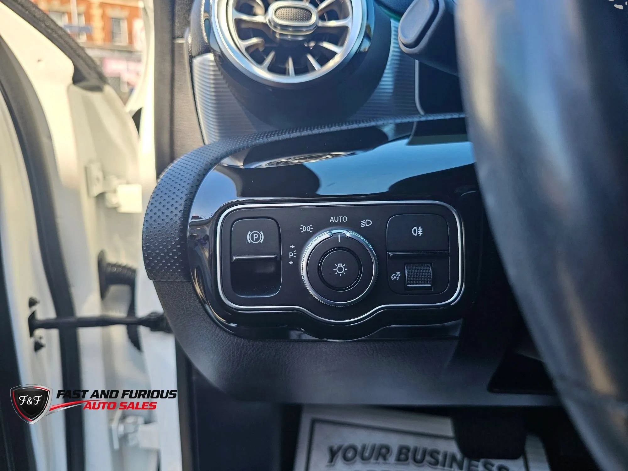 Used 2020 Mercedes-Benz A 220 4MATIC w/ Premium Package image 31