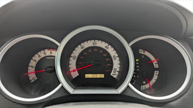 Used 2013 Toyota Tacoma PreRunner w/ SR5 Pkg image 23