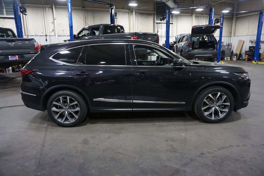 Used 2023 Acura MDX SH-AWD w/ Technology Package image 24