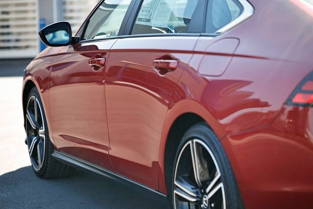 Used 2024 Honda Accord Sport image 4
