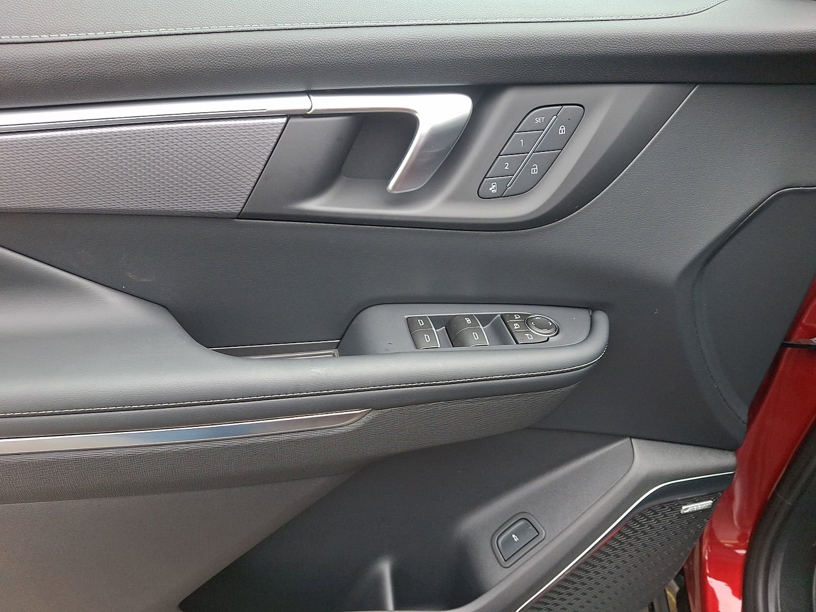 New 2026 Buick Enclave Sport Touring w/ Power Package image 13