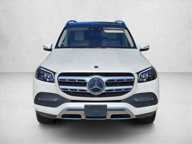 Used 2022 Mercedes-Benz GLS 450 4MATIC image 2