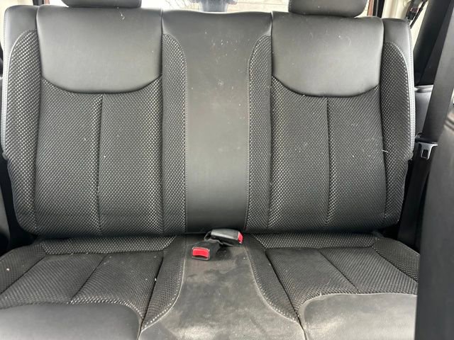 Used 2016 Jeep Wrangler Sahara image 18