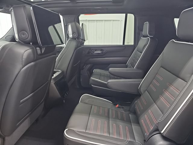 New 2026 GMC Yukon XL AT4 Ultimate AWD/4WD image 24
