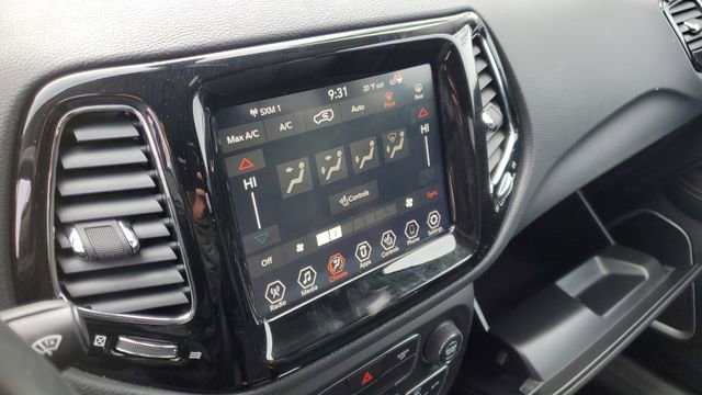 Certified 2019 Jeep Compass Limited image 14