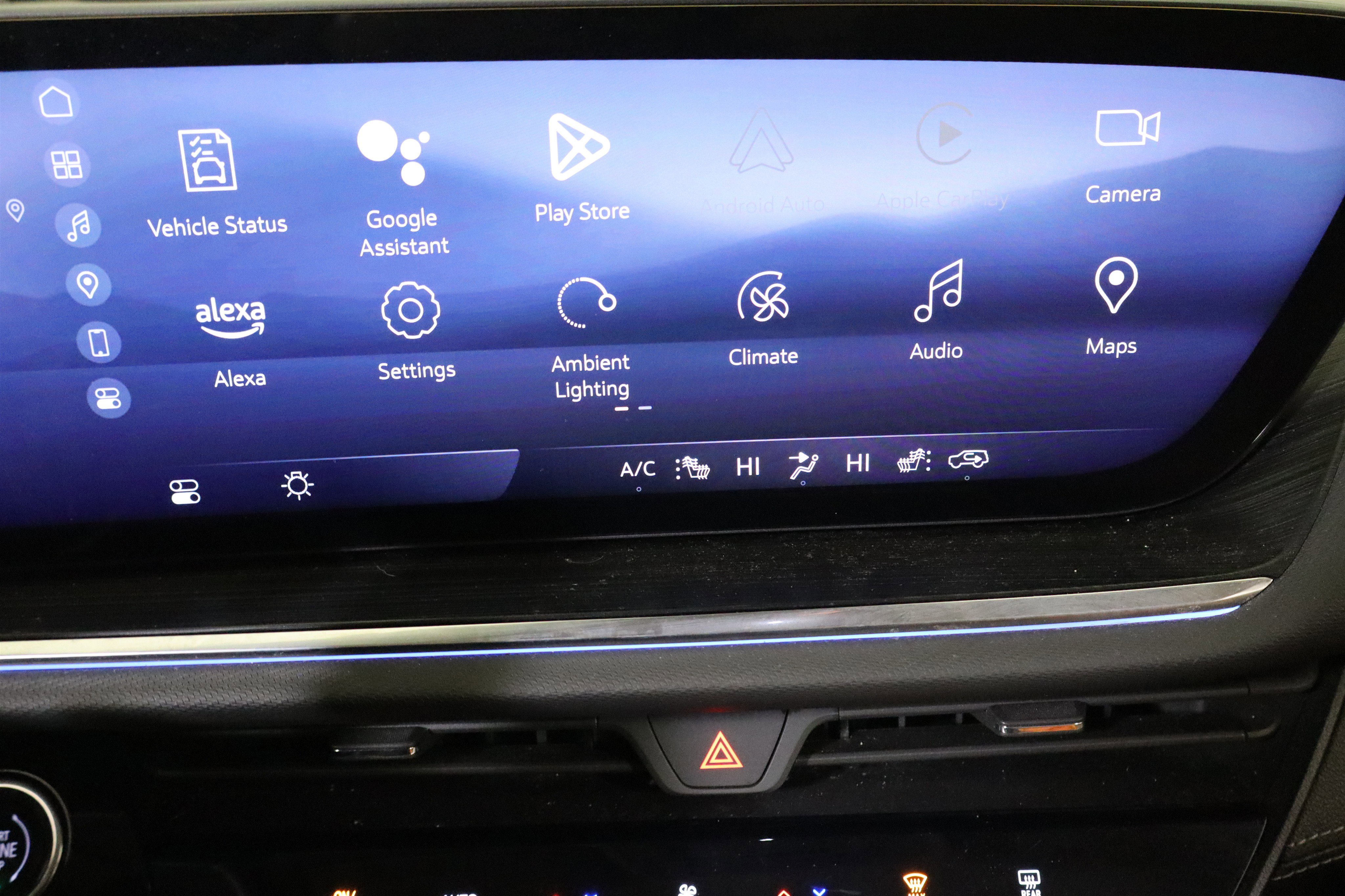 Used 2024 Buick Envision Preferred image 18