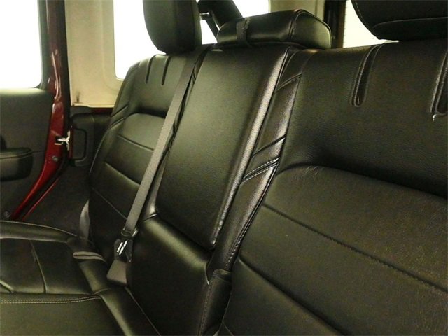 Used 2021 Jeep Wrangler Unlimited Sahara w/ Cold Weather Group image 11