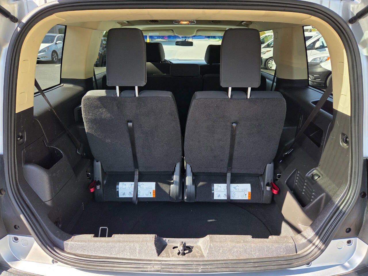 Used 2017 Ford Flex SE FWD image 21