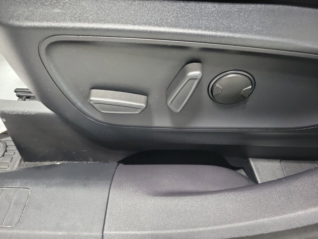 Used 2022 Ford Escape SE w/ Convenience Package image 36