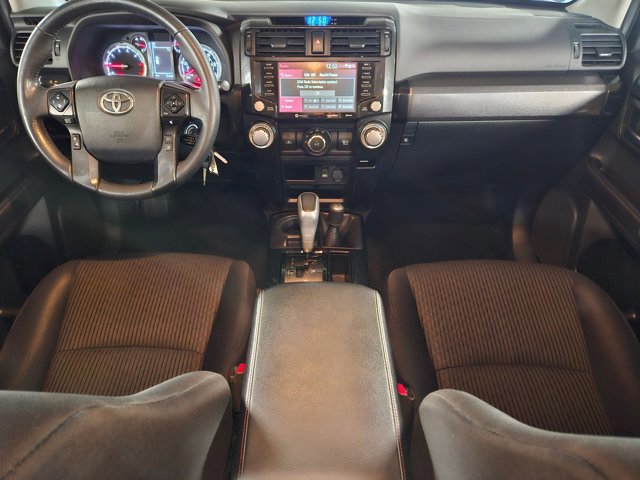 Used 2021 Toyota 4Runner TRD Off-Road image 17