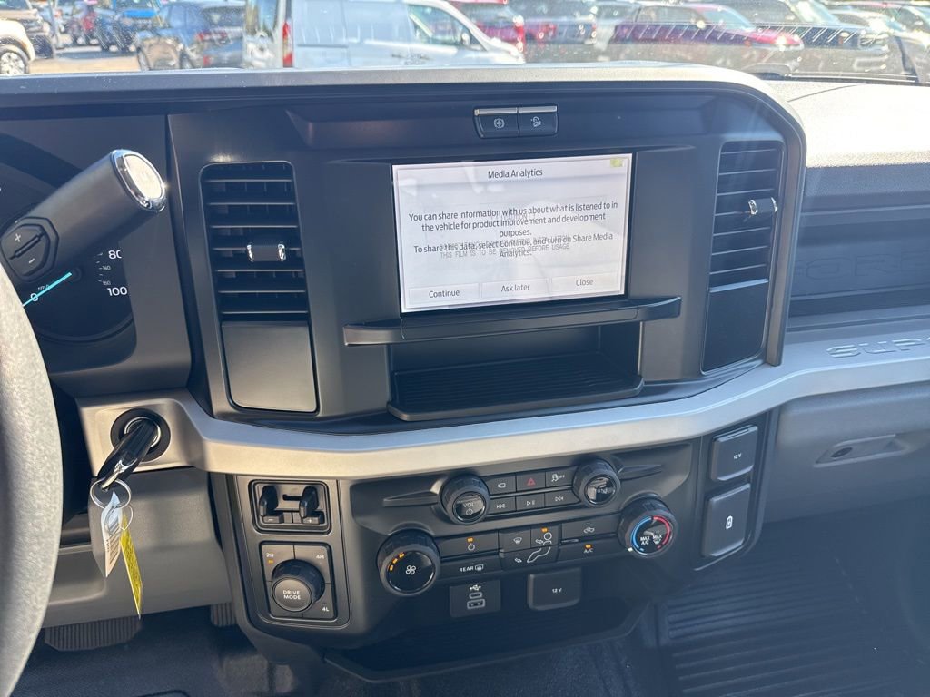 New 2026 Ford F450 XL w/ 360-Degree Camera Package image 20