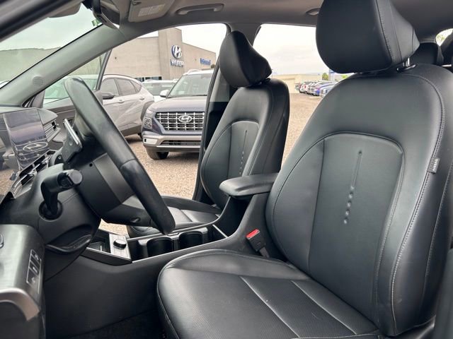 Used 2024 Hyundai Kona Limited AWD/4WD image 7
