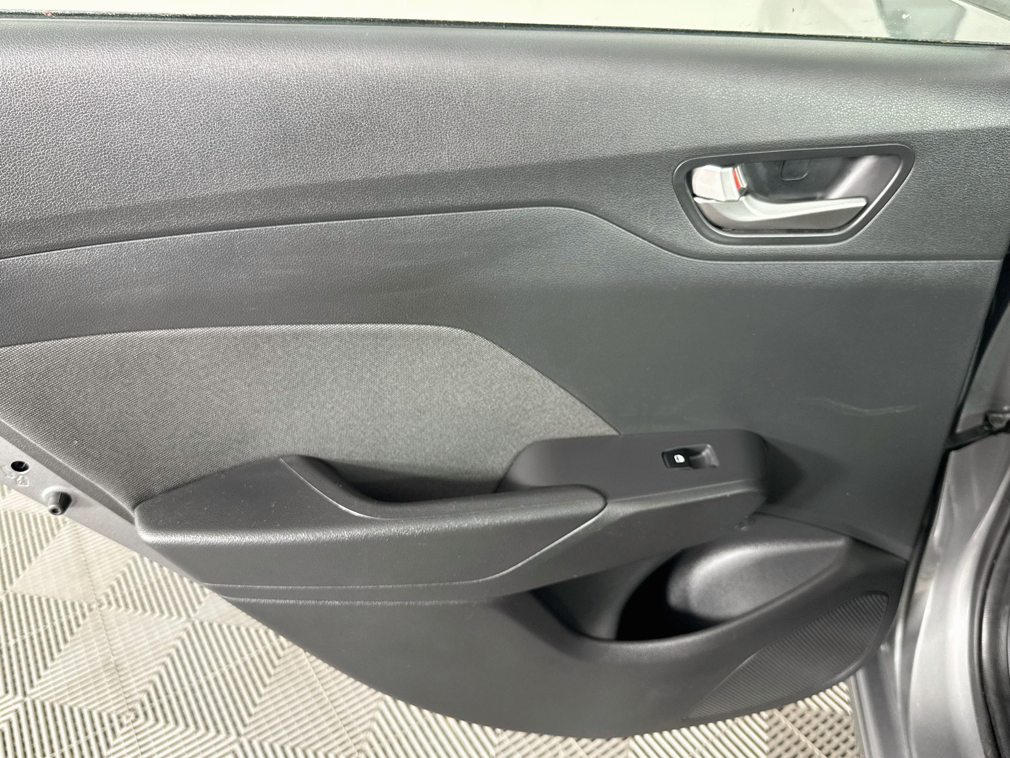 Used 2021 Hyundai Accent SE FWD image 41