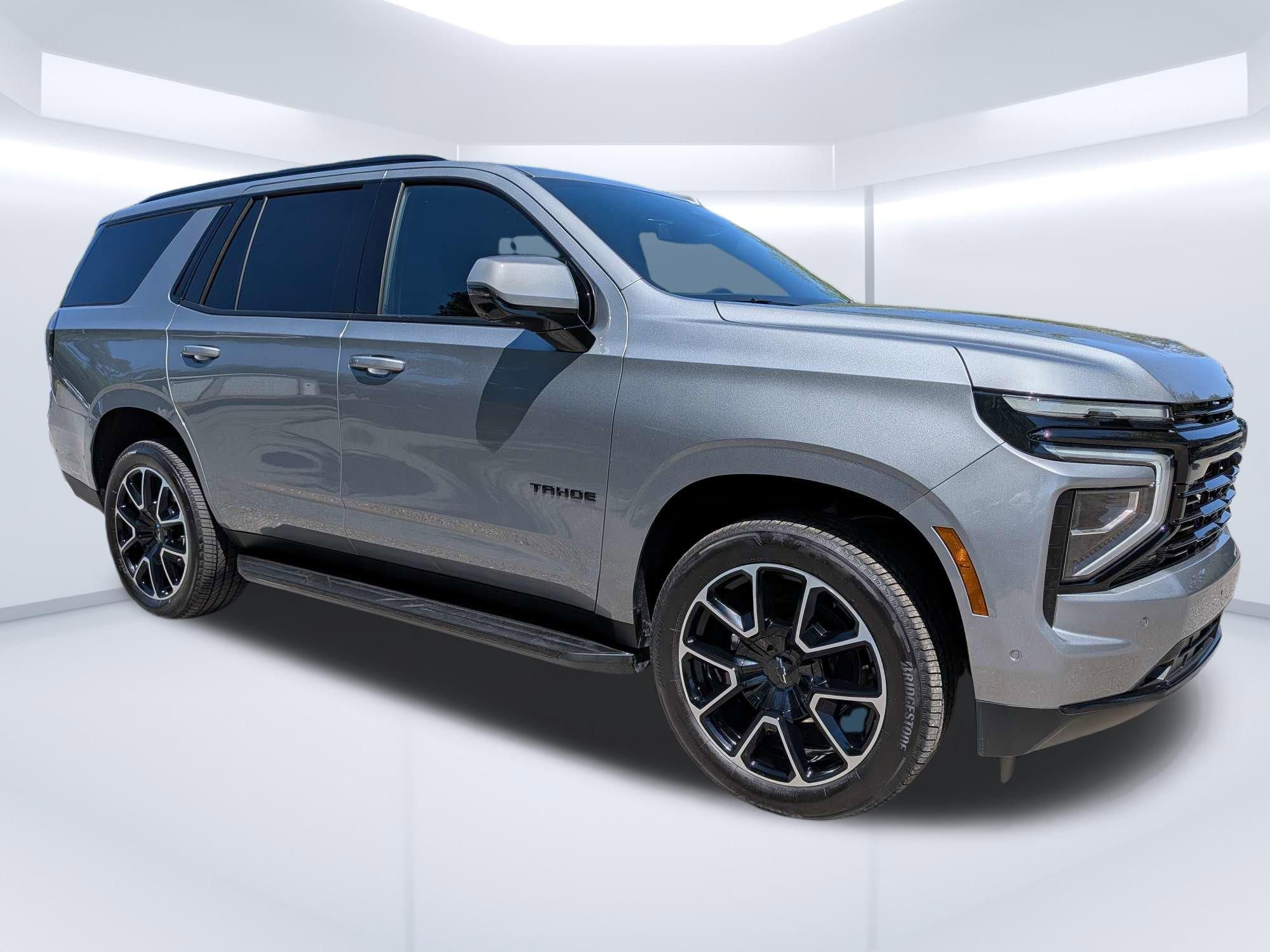 Used 2026 Chevrolet Tahoe RST w/ Comfort Package RWD image 1
