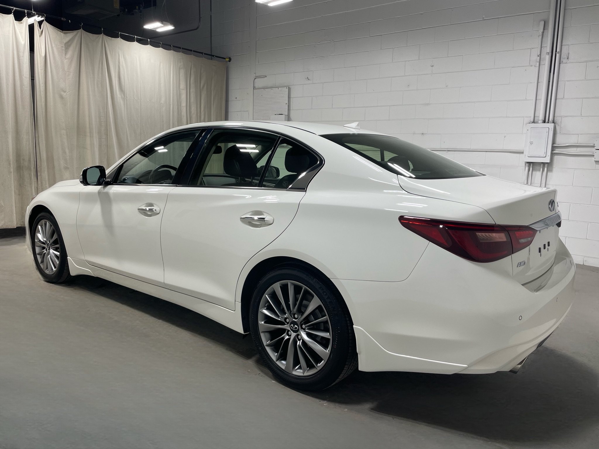 Used 2023 INFINITI Q50 Luxe w/ Cargo Package AWD/4WD image 5