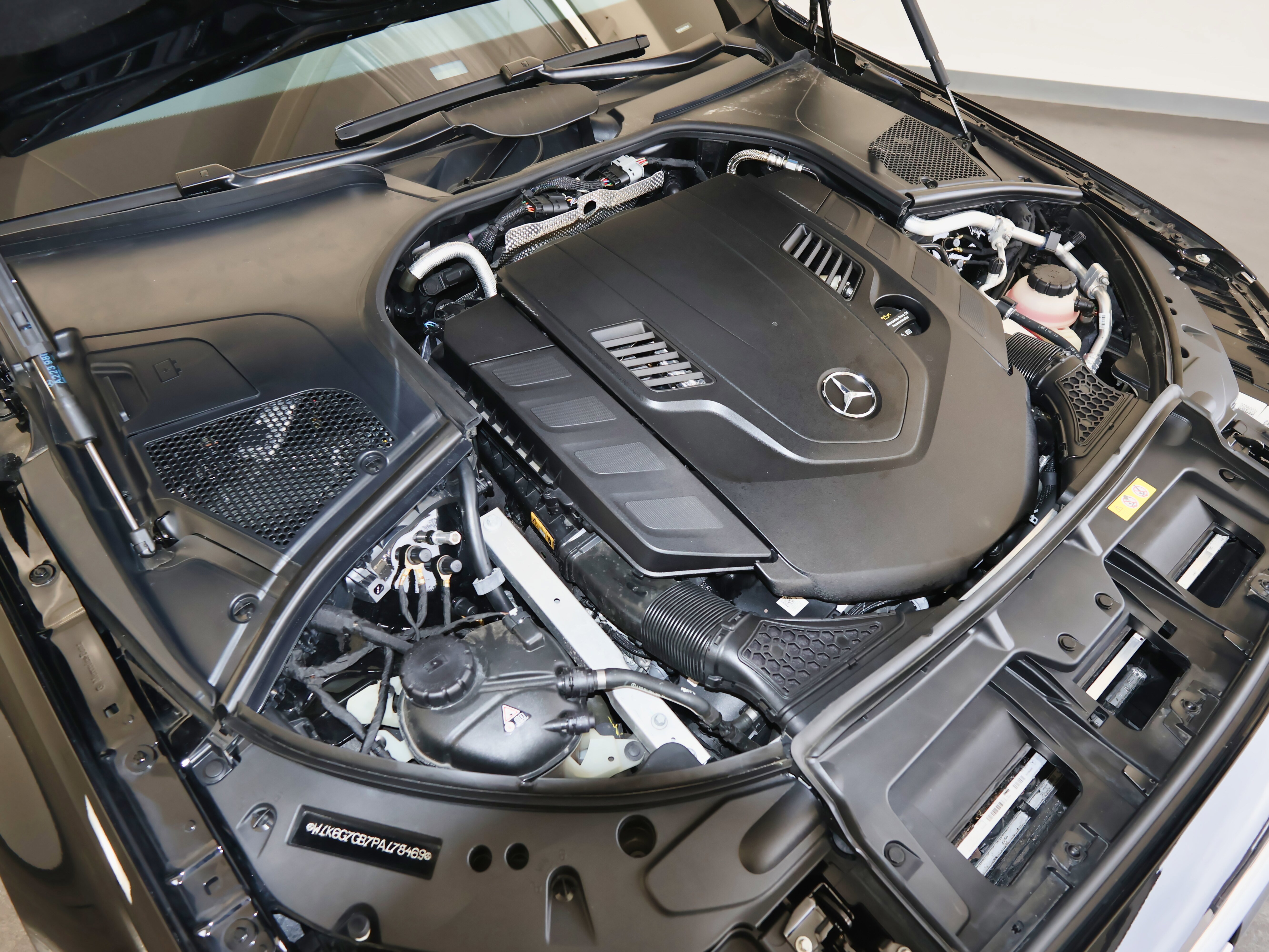 Used 2023 Mercedes-Benz S 580 4MATIC Sedan image 72