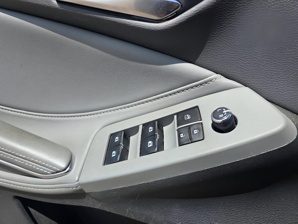 Used 2019 Toyota Avalon XLE w/ Carpet Mat Package FWD image 21