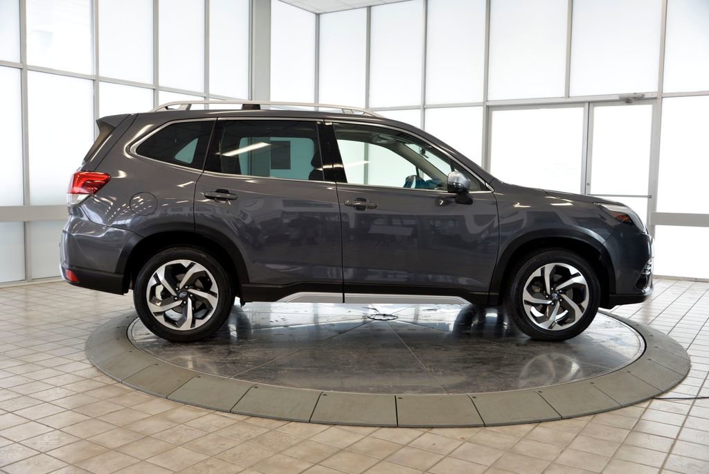 Used 2023 Subaru Forester Touring image 9