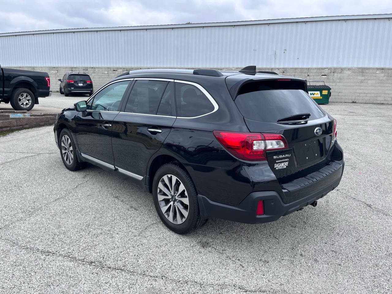 Used 2018 Subaru Outback 2.5i Touring AWD/4WD image 5