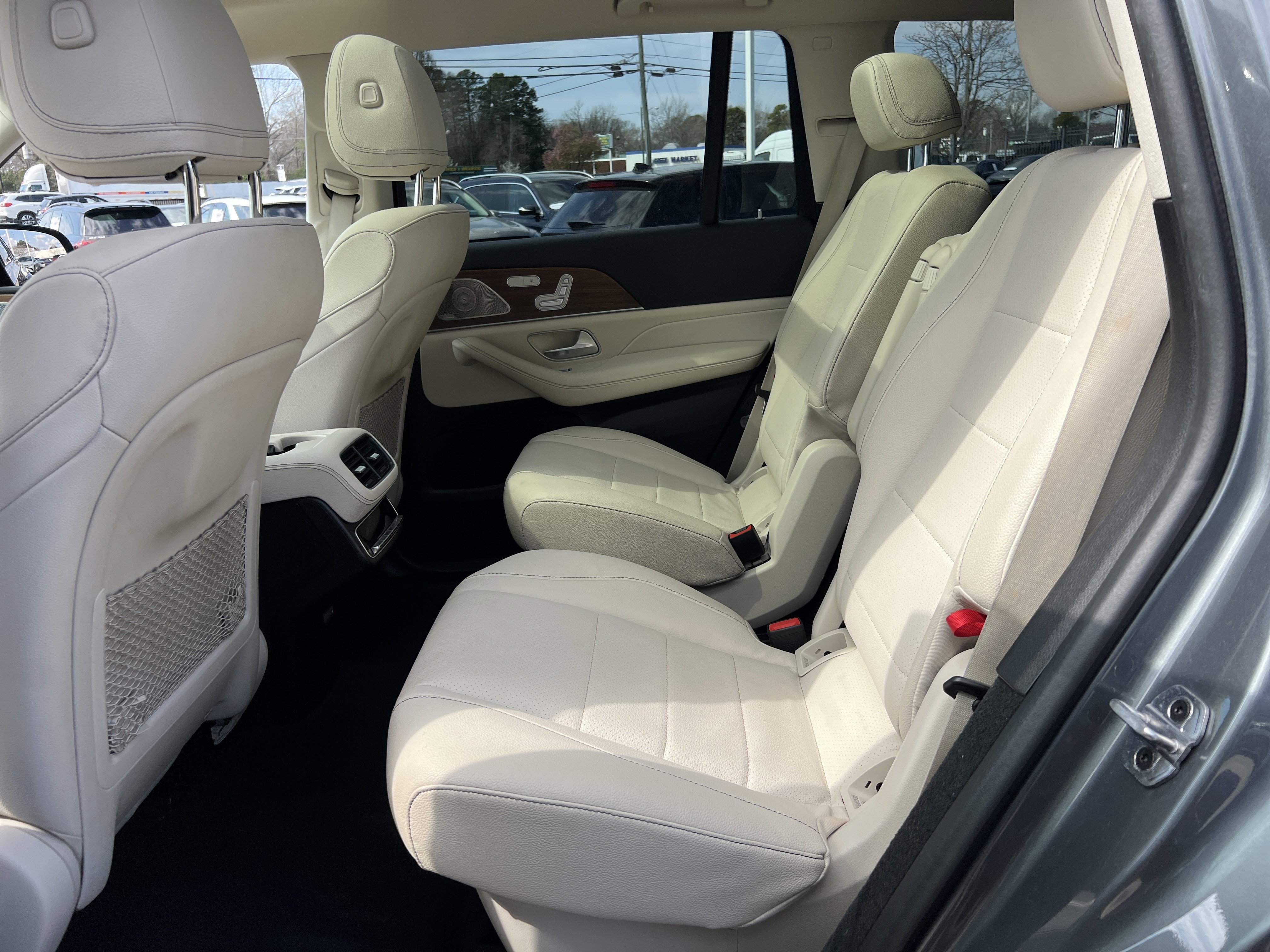 Certified 2023 Mercedes-Benz GLS 450 450 w/ AMG Line Exterior image 32