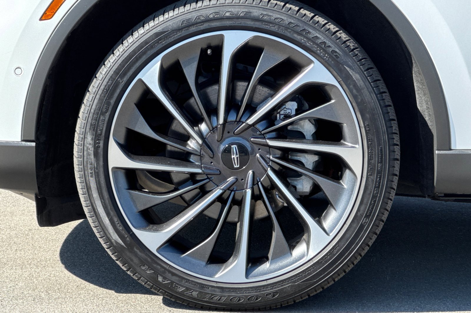 Used 2022 Lincoln Aviator Reserve w/ Equipment Group 201A image 28