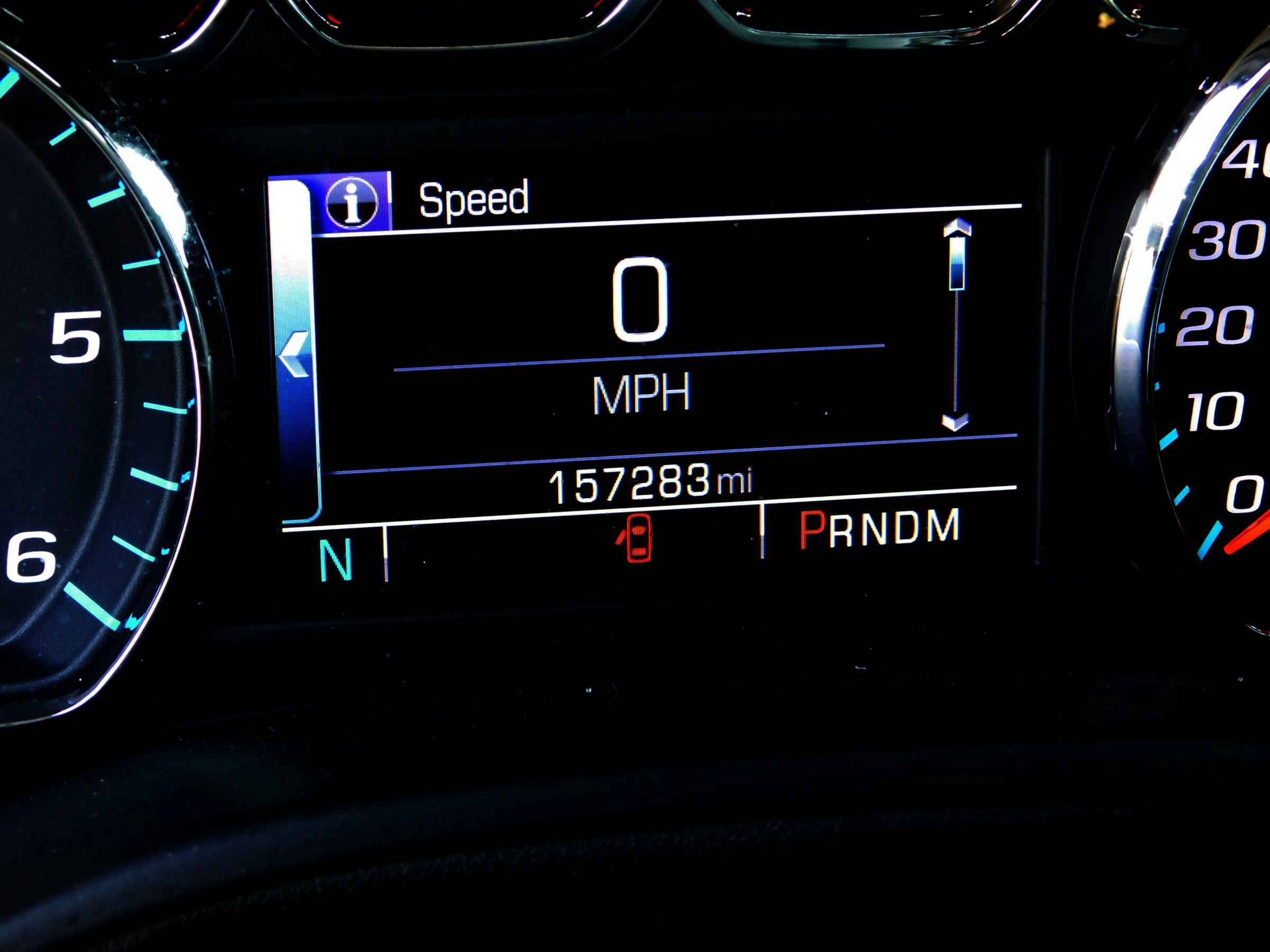 Used 2015 Chevrolet Tahoe LTZ AWD/4WD image 29
