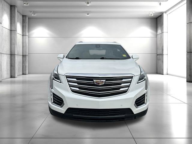 Used 2018 Cadillac XT5 Premium Luxury w/ Driver Assist Package AWD/4WD image 3