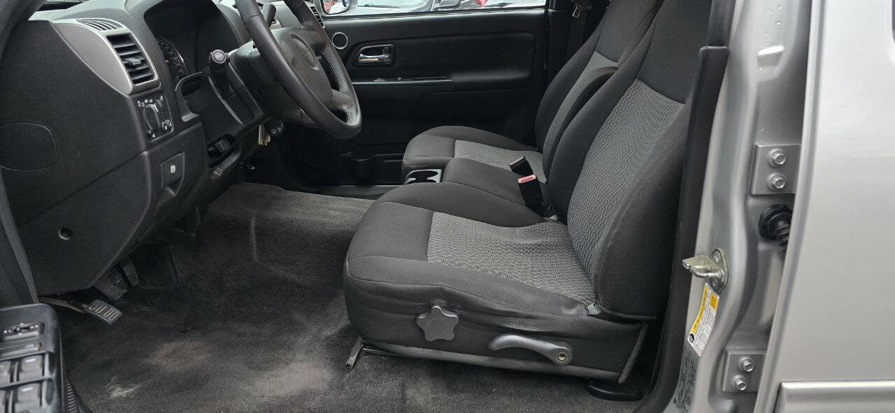 Used 2011 GMC Canyon SLE image 12