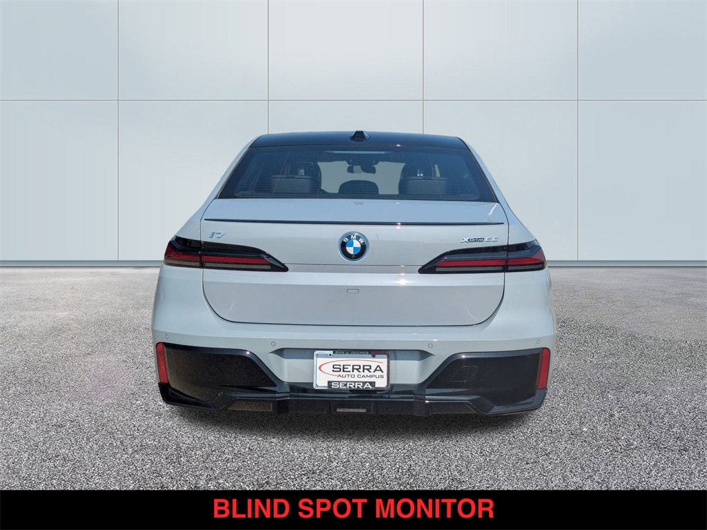 New 2024 BMW i7 xDrive60 w/ Premium Package 2 image 5