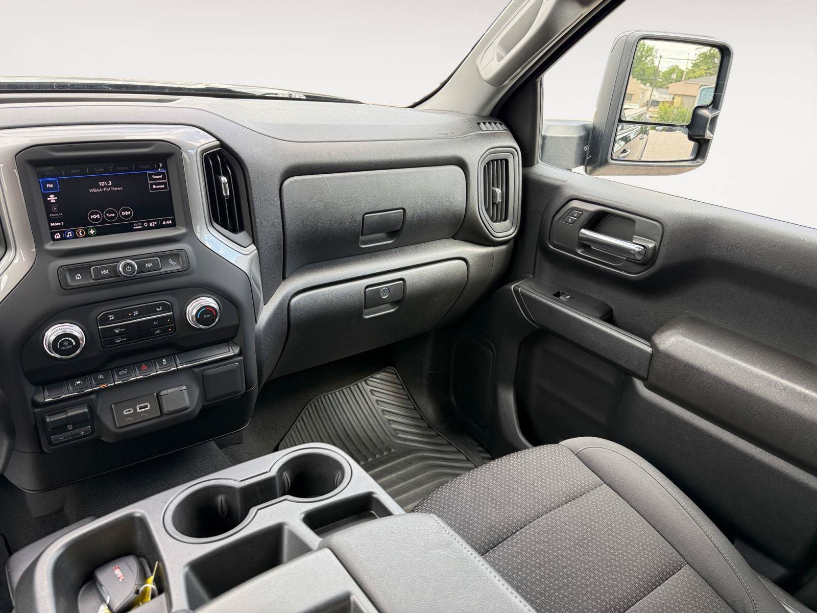 Used 2024 GMC Sierra 1500 Pro w/ Graphite Edition AWD/4WD image 12