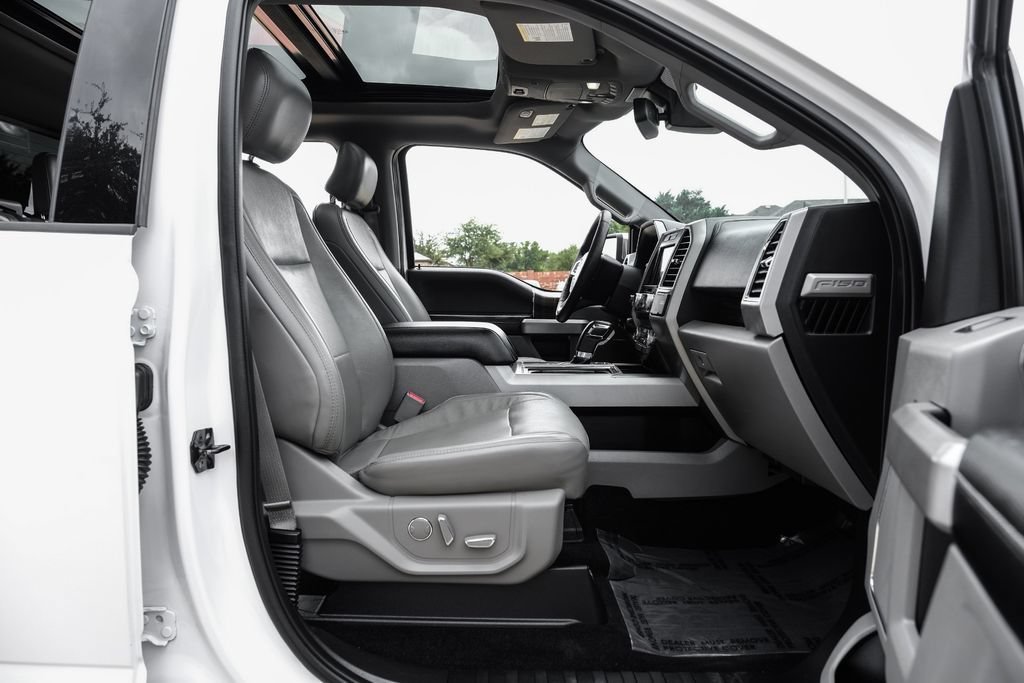 Used 2016 Ford F150 Lariat w/ Equipment Group 502A Luxury AWD/4WD image 44
