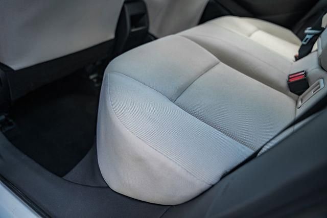 Used 2022 Toyota Corolla LE image 26