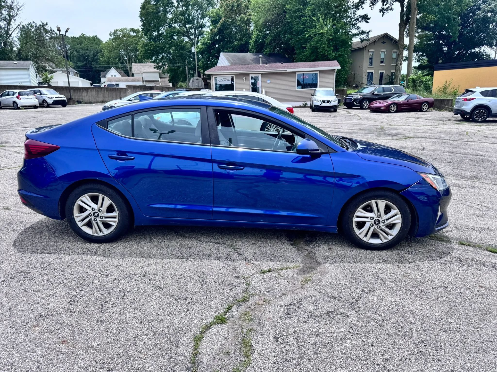 Used 2020 Hyundai Elantra SEL FWD image 4