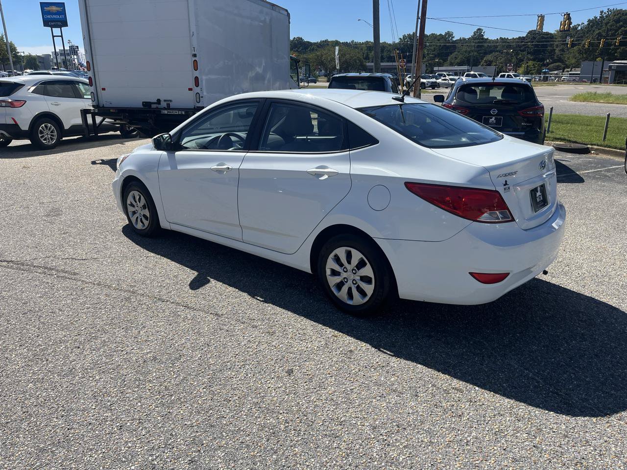 Used 2015 Hyundai Accent GLS FWD image 17