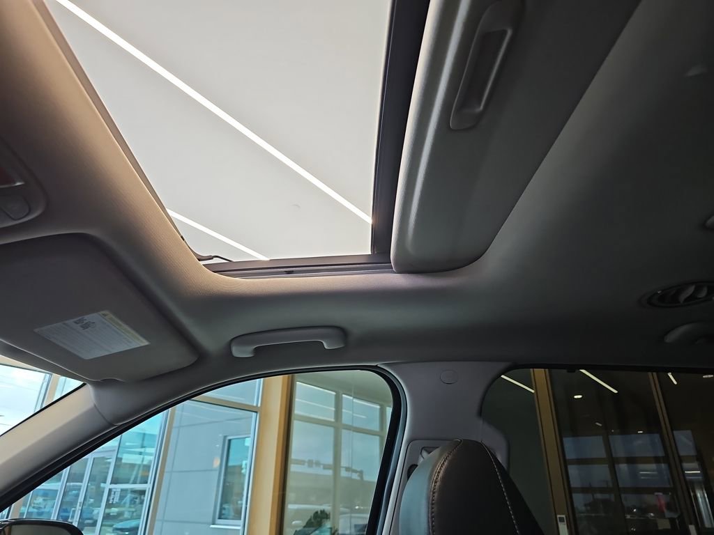 Used 2024 Kia Telluride SX image 25