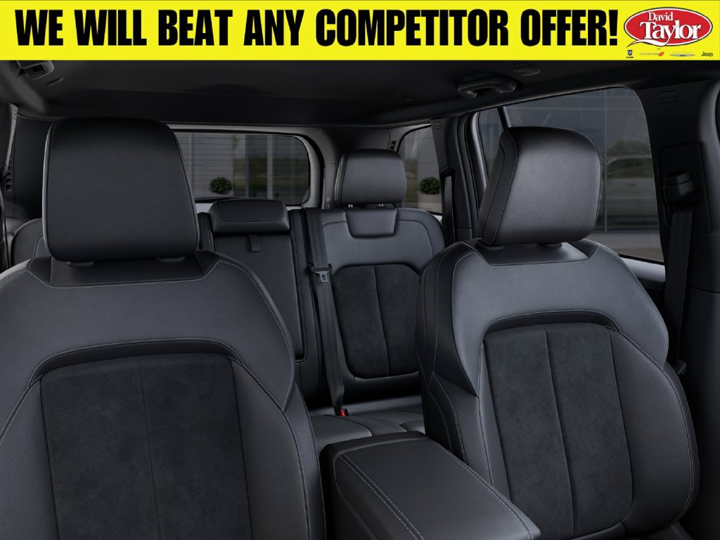 New 2025 Jeep Grand Cherokee Altitude w/ Trailer Tow Package AWD/4WD image 27