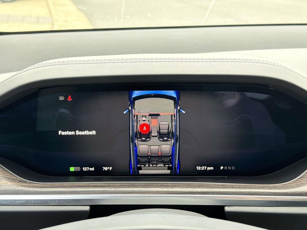 Used 2022 Tesla Model X image 8