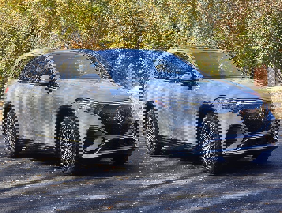 Used 2023 Mercedes-Benz EQS 580 4MATIC SUV image 8
