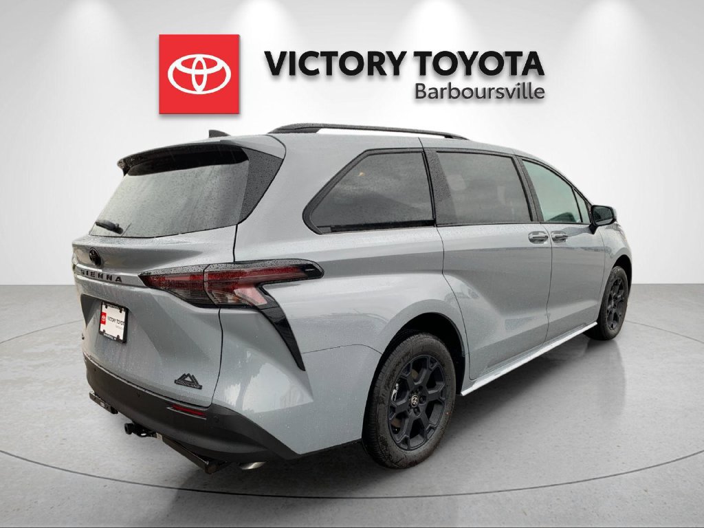 New 2026 Toyota Sienna XLE Woodland Edition AWD/4WD image 7