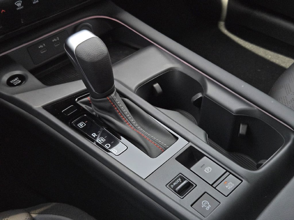 New 2026 Nissan Sentra SR w/ SR Premium Package FWD image 23