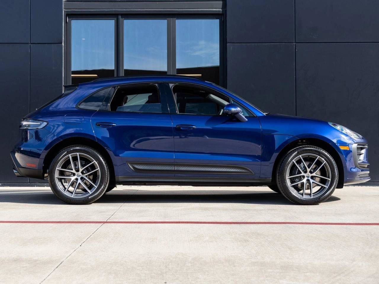 New 2026 Porsche Macan image 61